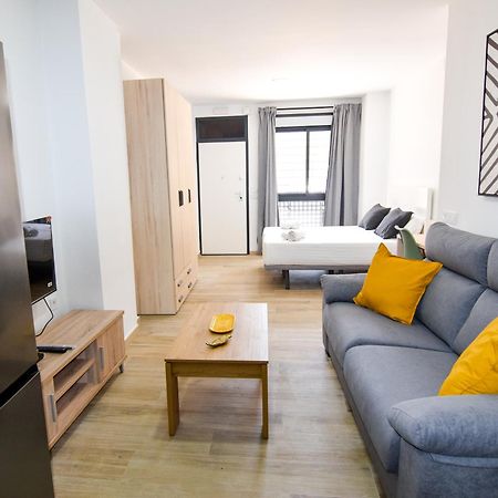 Letplanet Riquelme Apartment Malaga Exterior photo