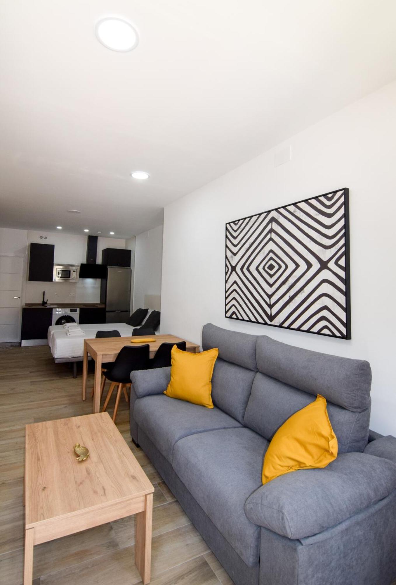 Letplanet Riquelme Apartment Malaga Exterior photo