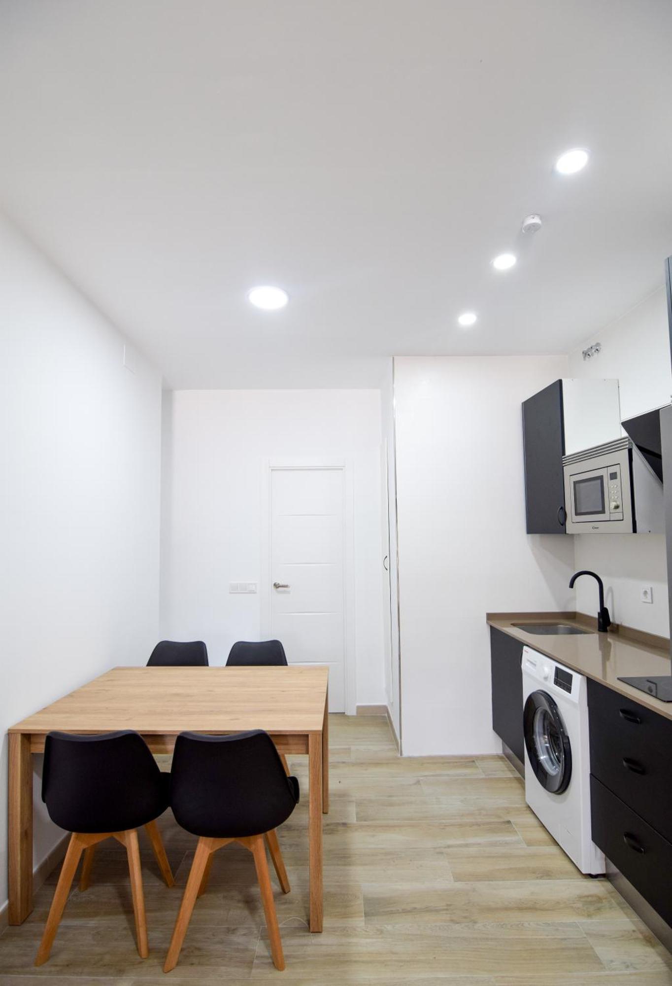 Letplanet Riquelme Apartment Malaga Exterior photo