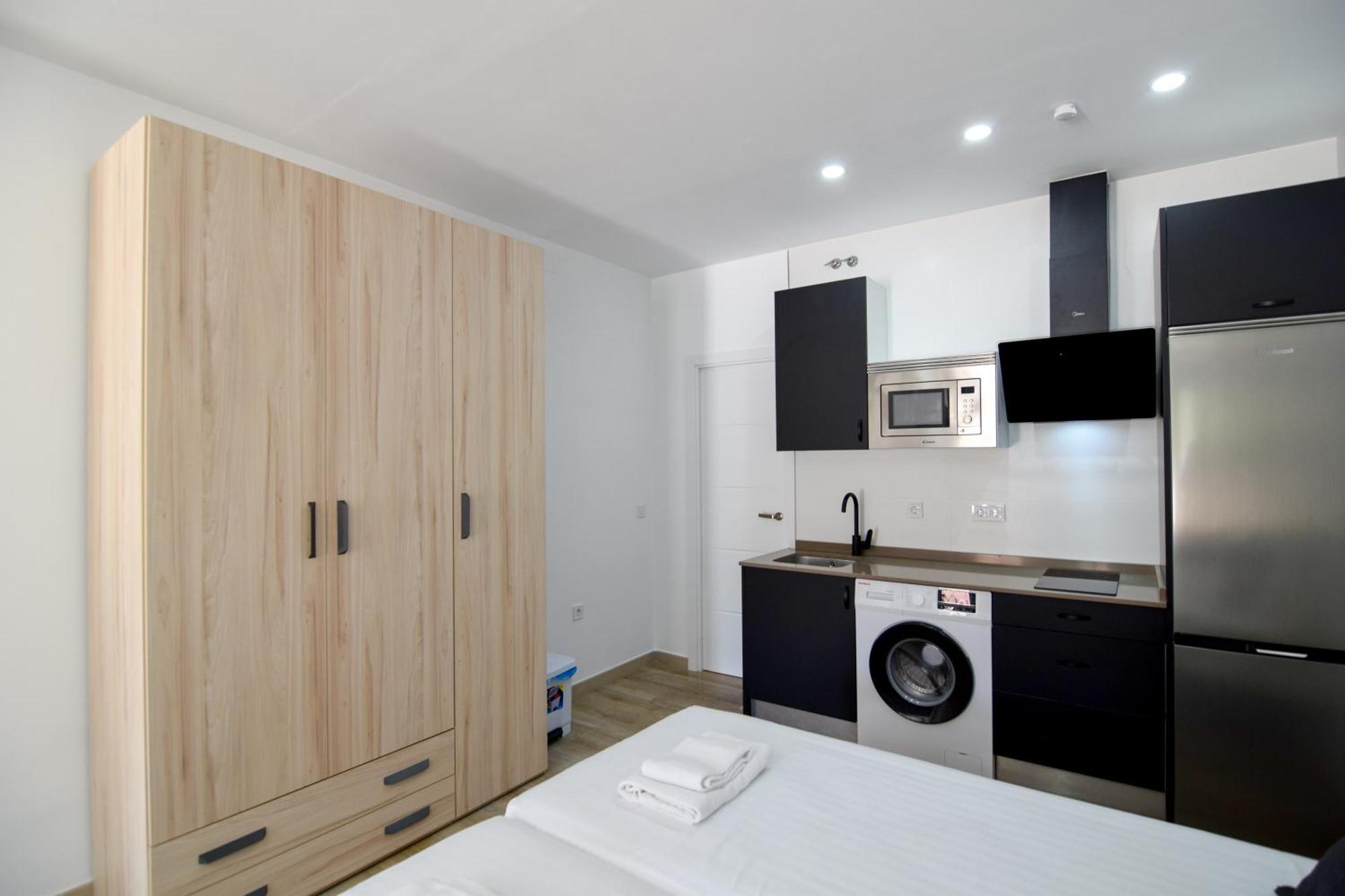 Letplanet Riquelme Apartment Malaga Exterior photo